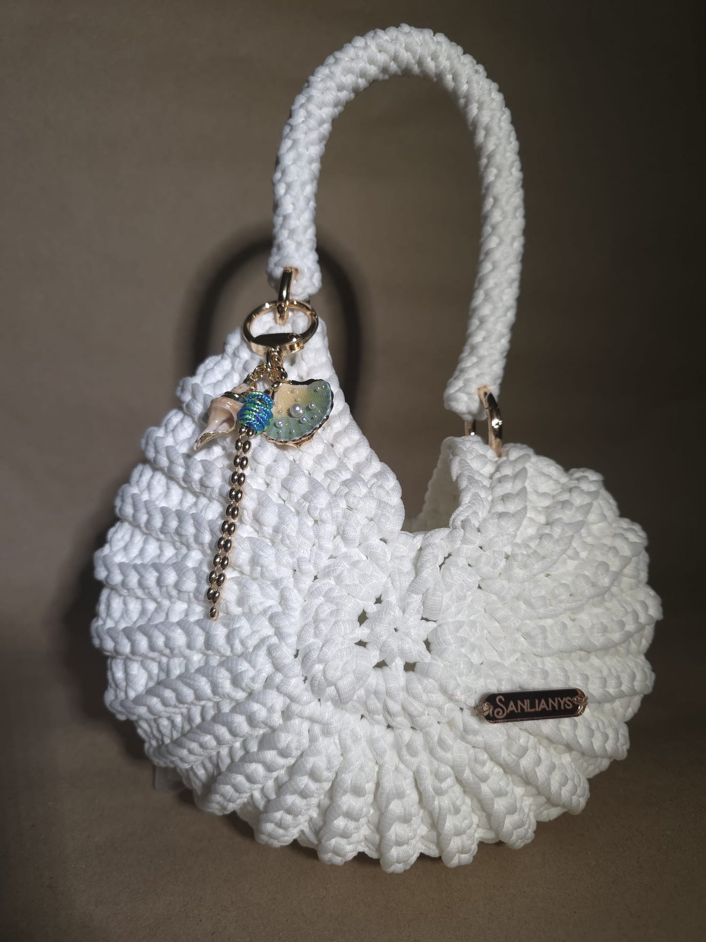 Caracola - White