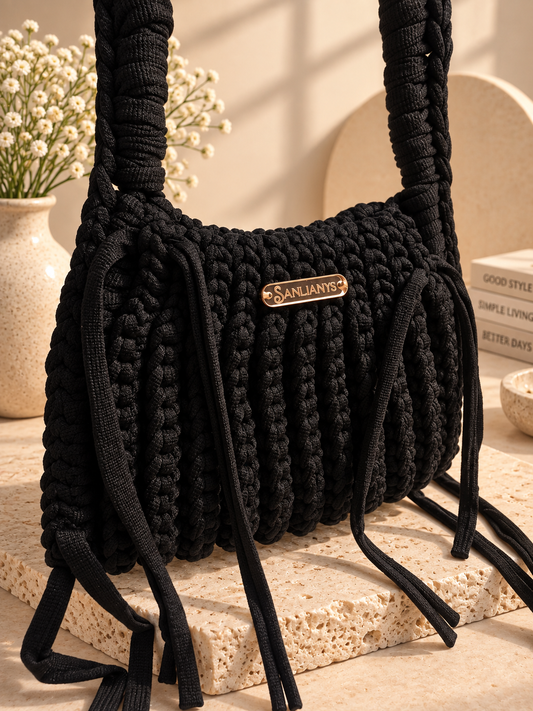 ELOISE - Black